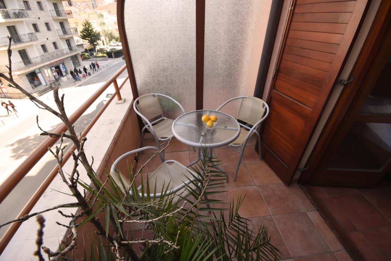 So Rooms City Centre Budva Buitenkant foto
