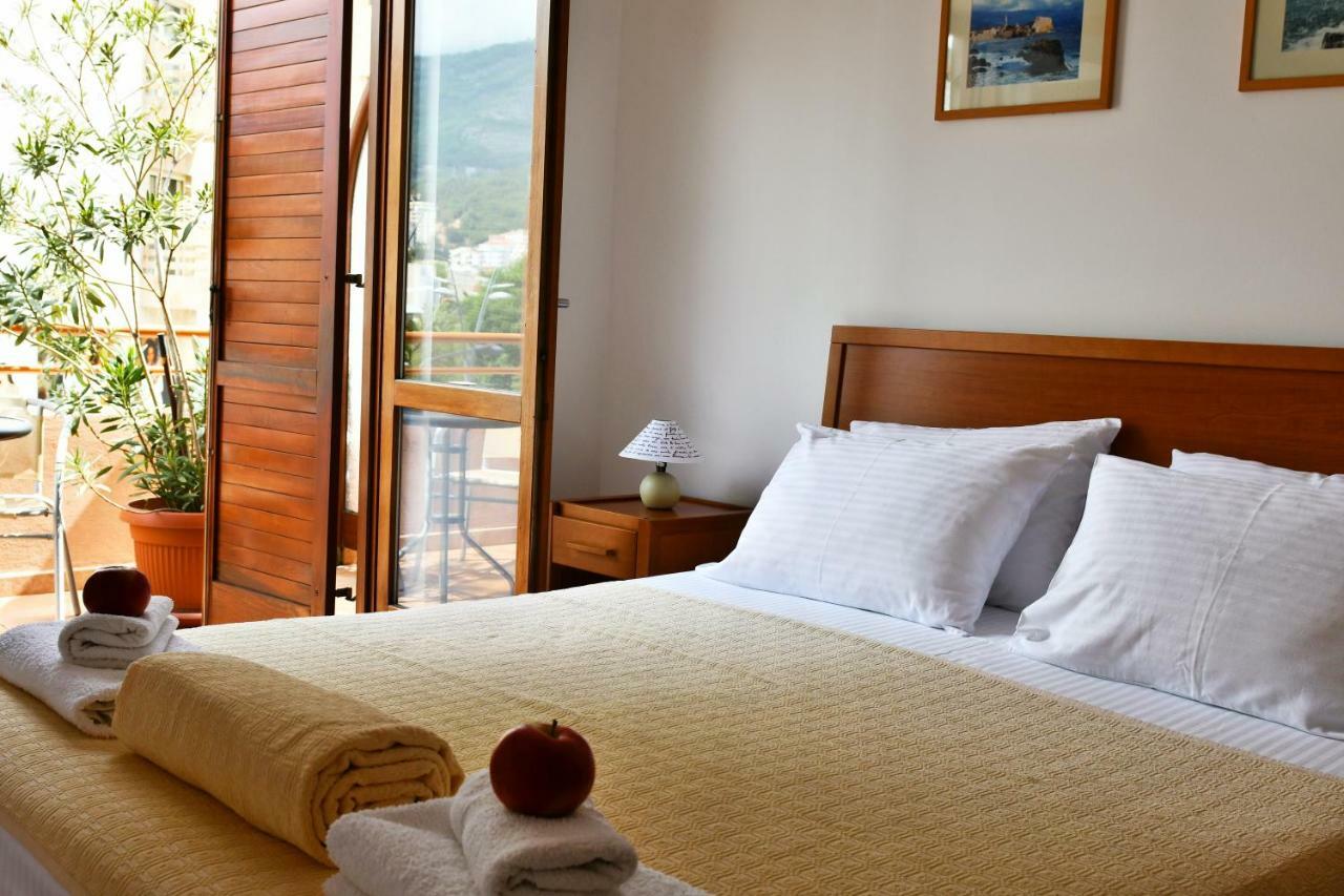 So Rooms City Centre Budva Buitenkant foto